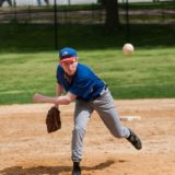 【保存版】フォーク・スプリットの握り方、投げ方の極意(コツ)を画像付きで徹底解説!